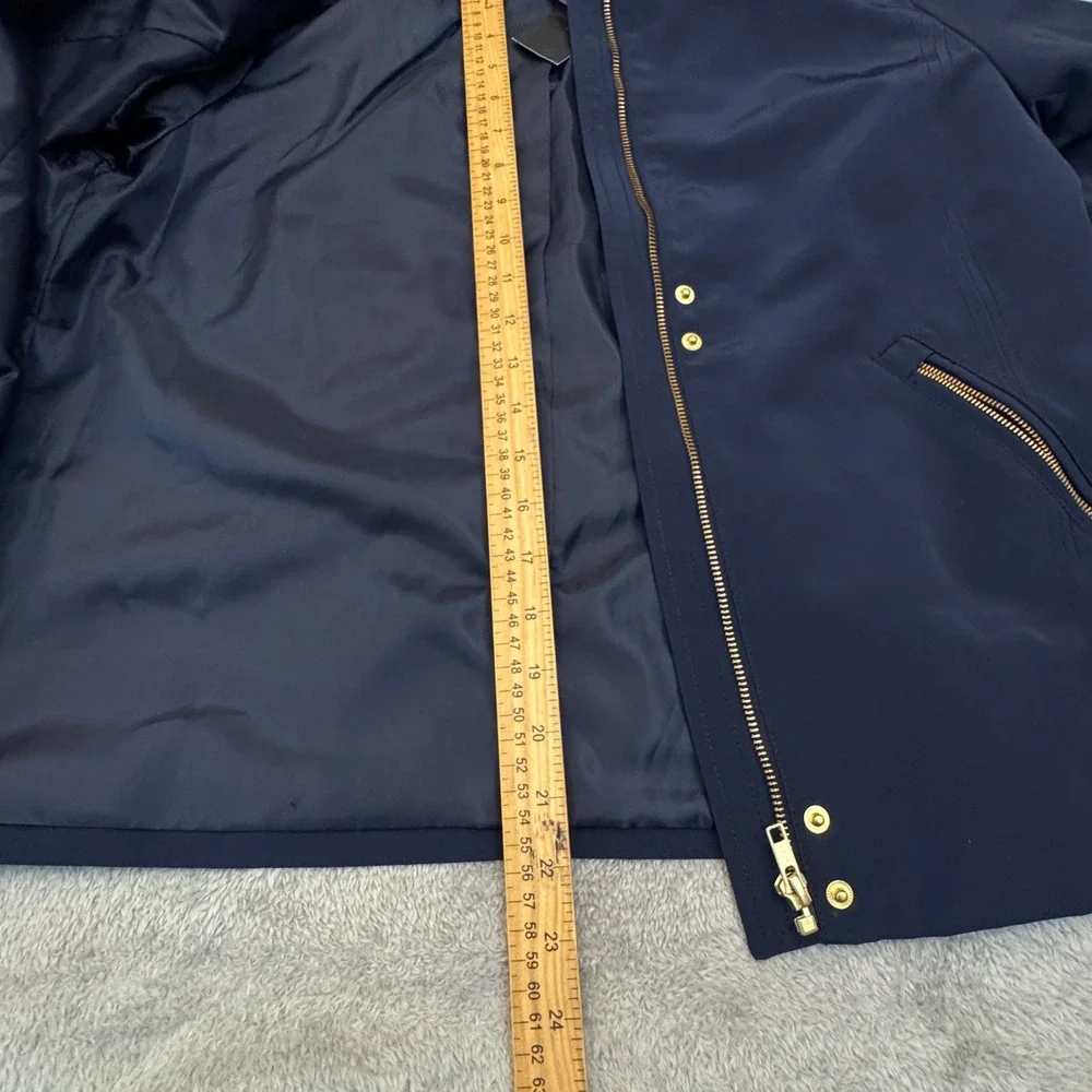Crown‎ & Ivy NWT Women's Light Jacket Size Small Water Resistant Full Zip